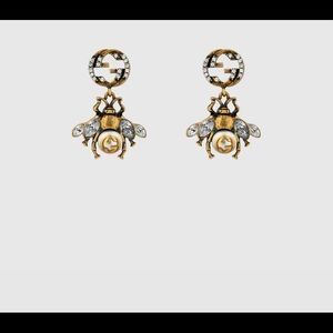 Gucci Bee Earring with Pearl - Brand New w/ box and pouch - Never Worn